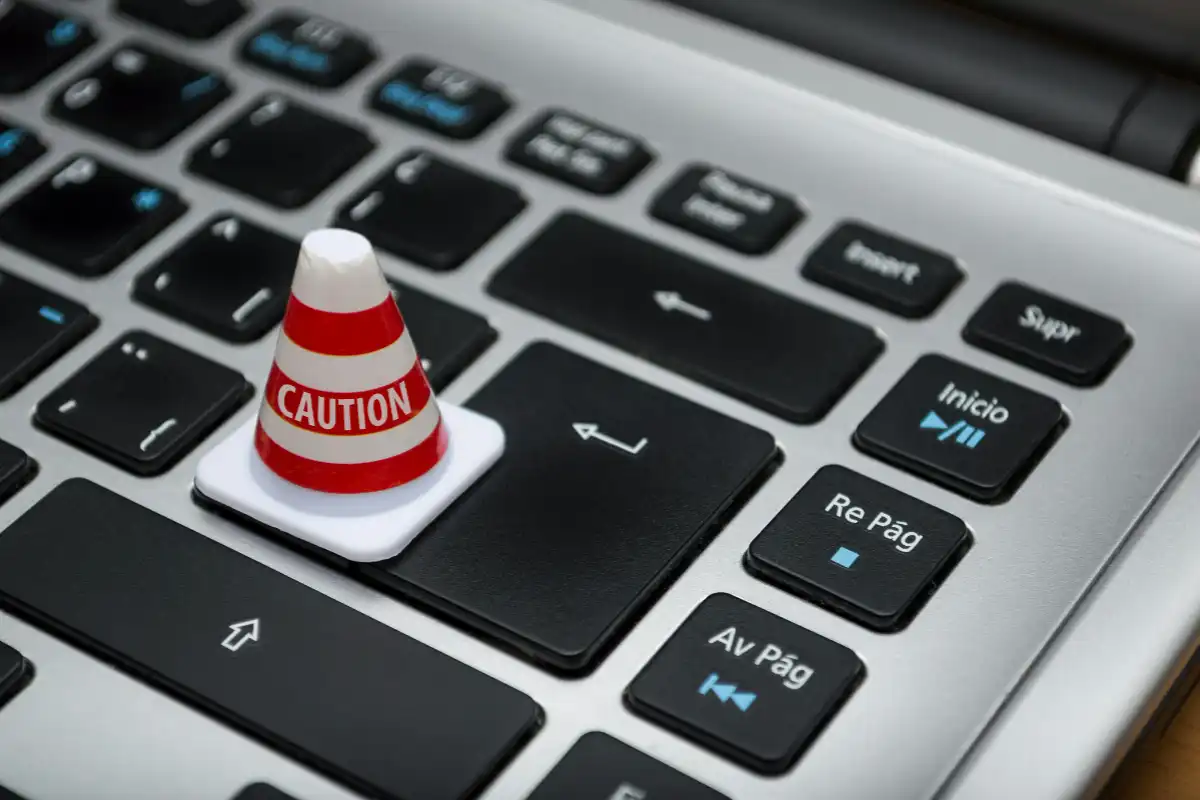 Limitations & Risks of Free Mexico VPNs